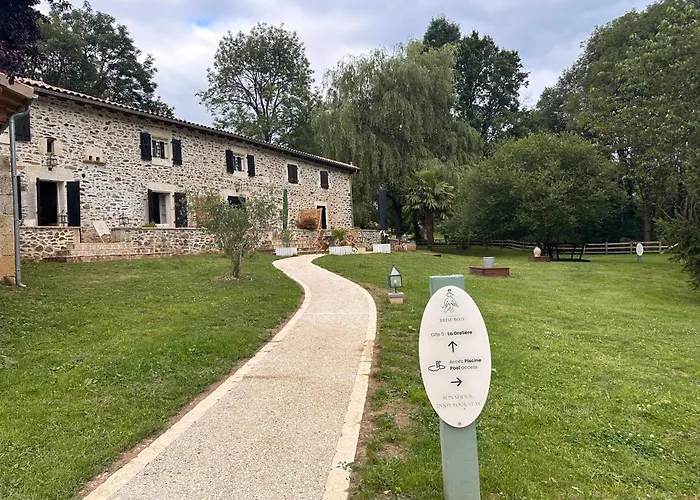 Domaine De Brise Bois