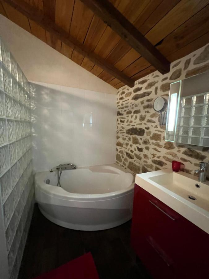 Domaine De Brise Bois - & Hotel Rouzede