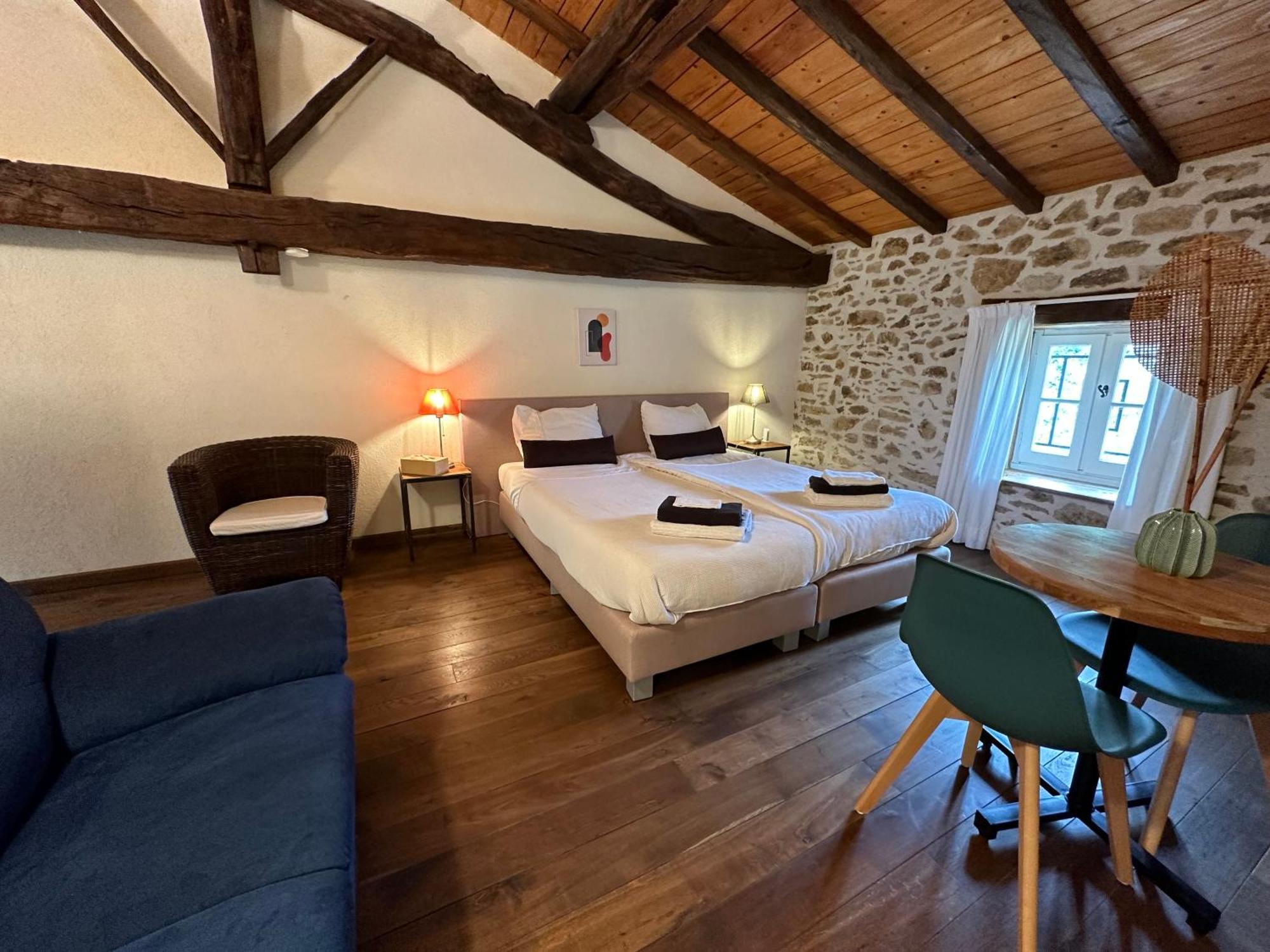 Domaine De Brise Bois - & 3* Rouzede
