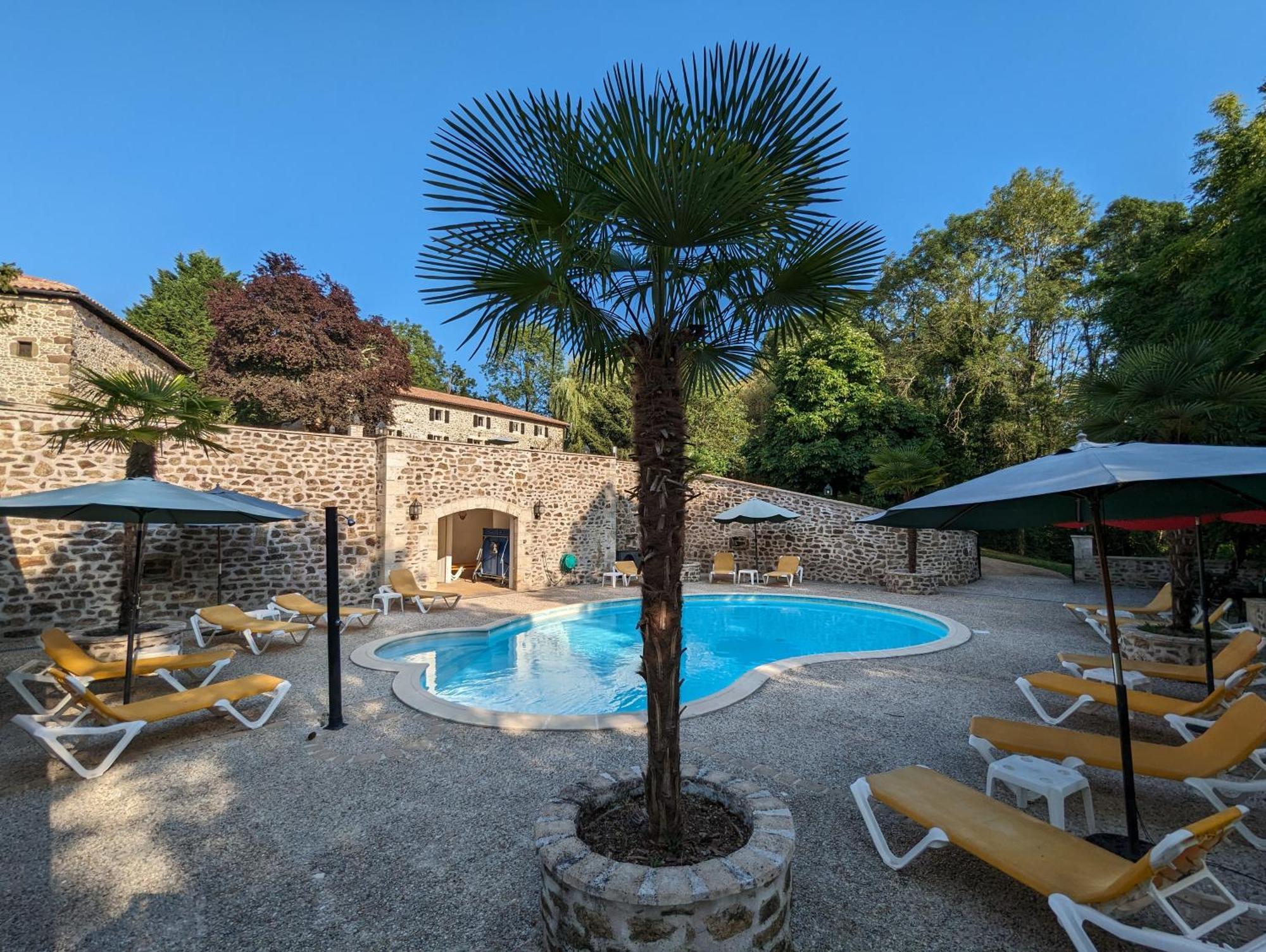 Hotel Domaine De Brise Bois