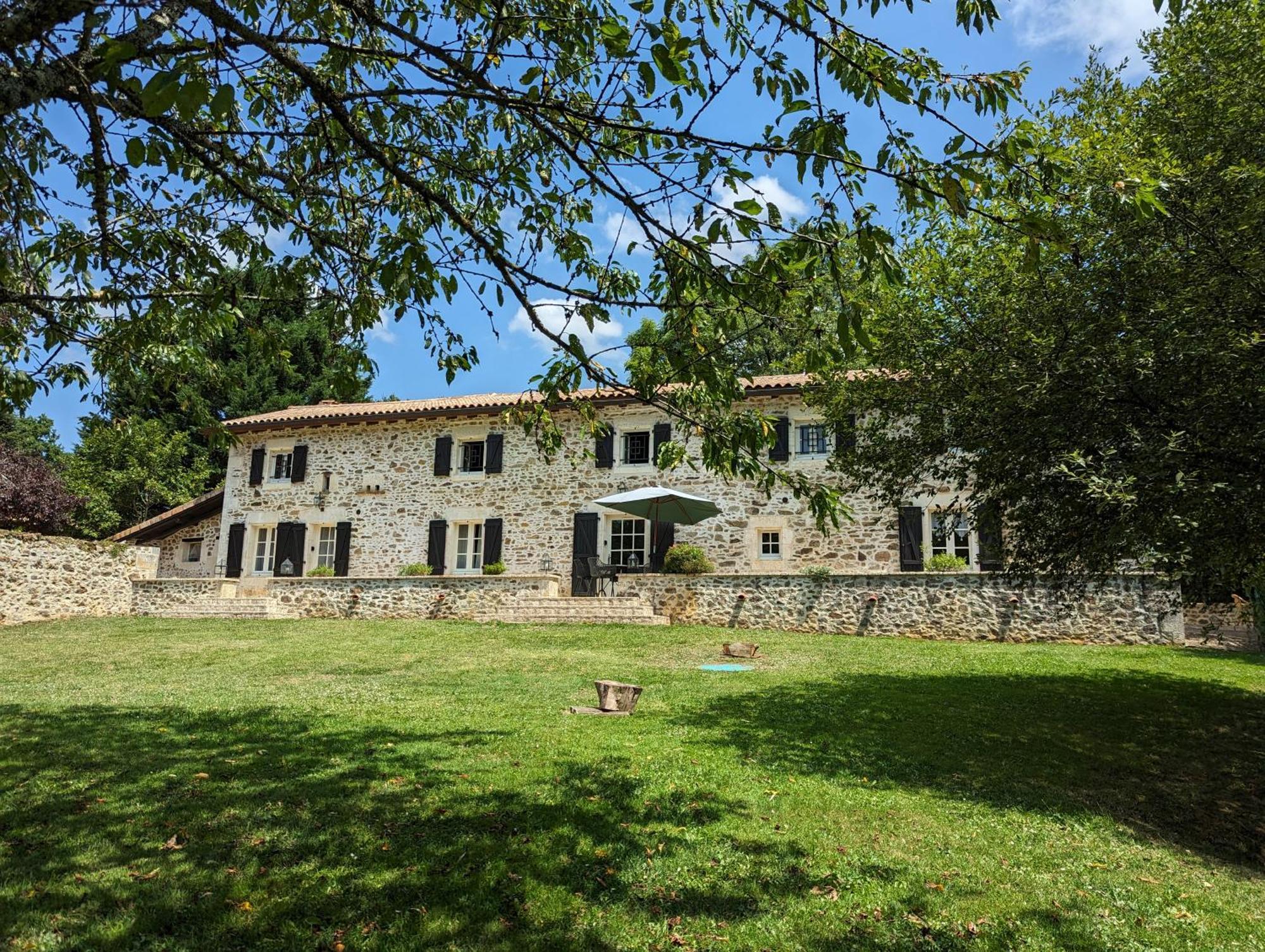 Domaine De Brise Bois Rouzède